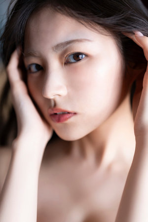 国人自拍亚洲综合第一页