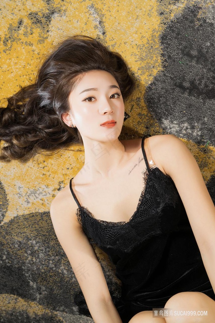 蜜桃成熟时之1977bd